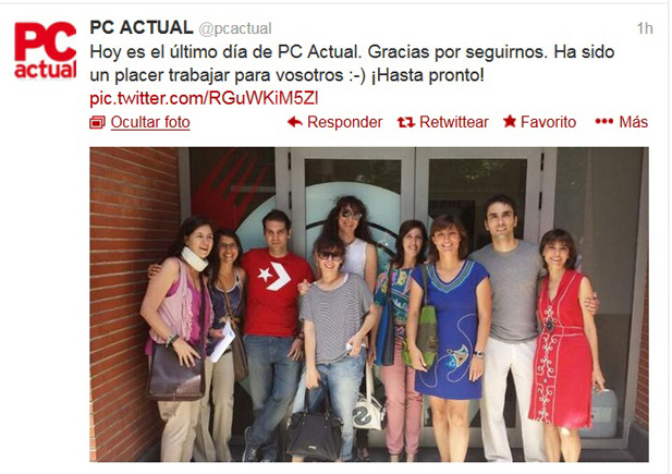 Tuit de despedida publicado por PC Actual con una foto del equipo de la revista. Foto: @pcactual